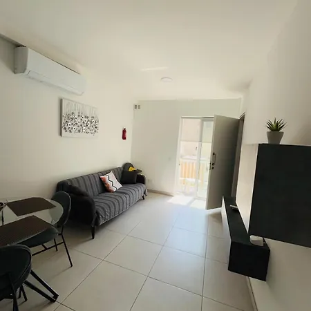 Amnesia Apartment St. Paul's Bay Exterior foto