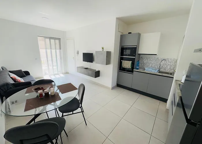 Amnesia Apartment