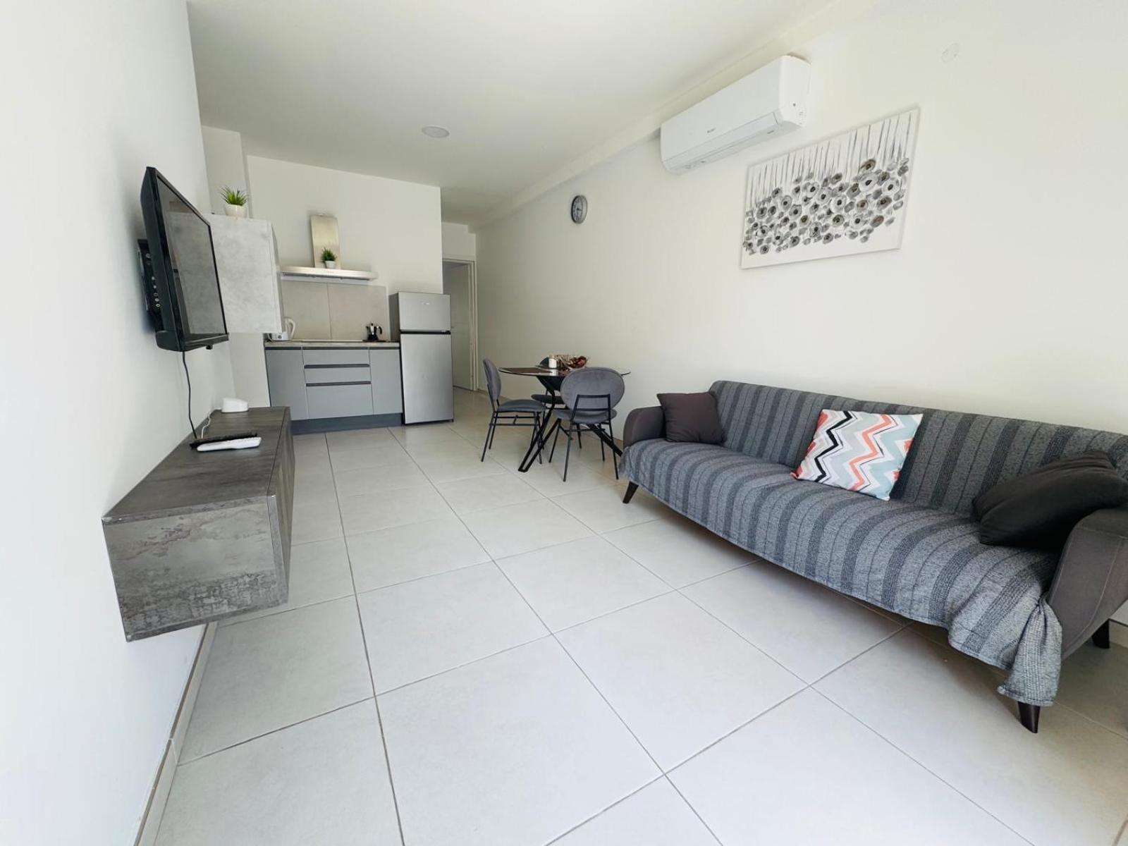 Apartment Amnesia *